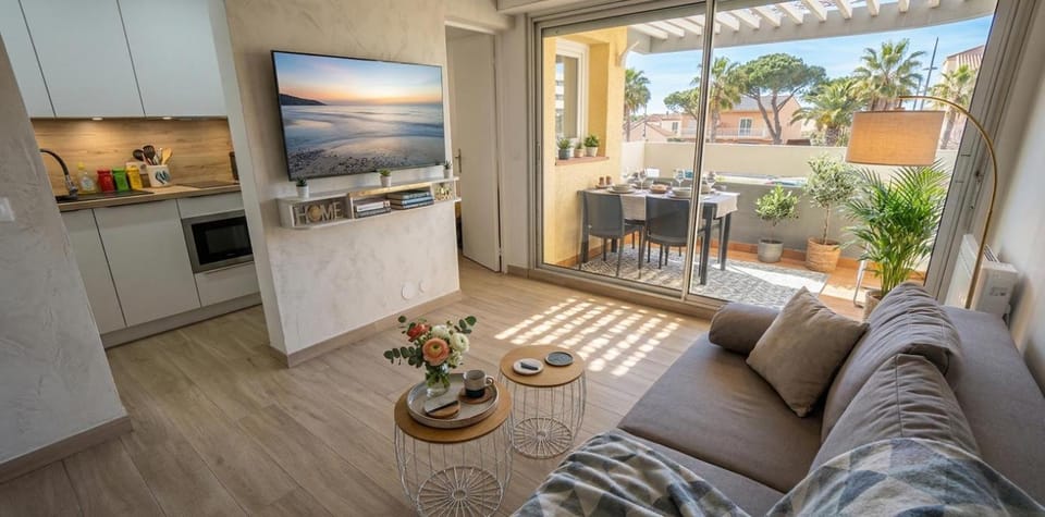 Balcony/Terrace, Balcony/Terrace, Living room, kitchen, kitchen