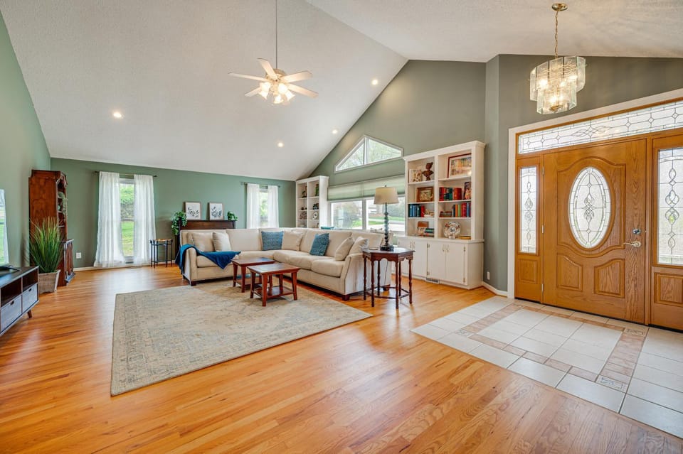 Lakefront Troutman House w/ Spectacular Sunsets! House in Lake Norman