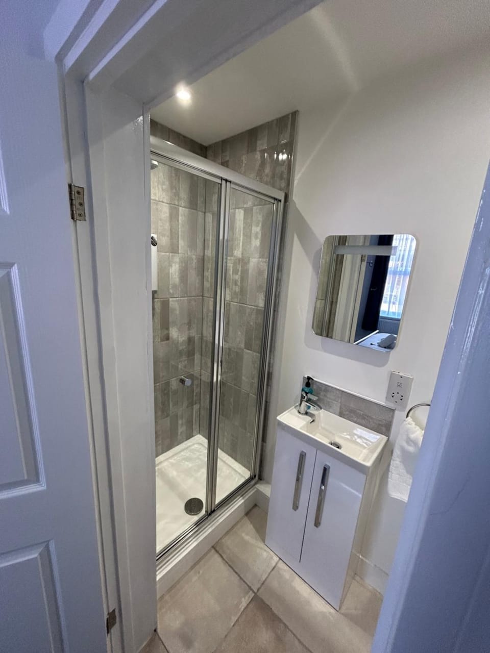 Shower, Bathroom