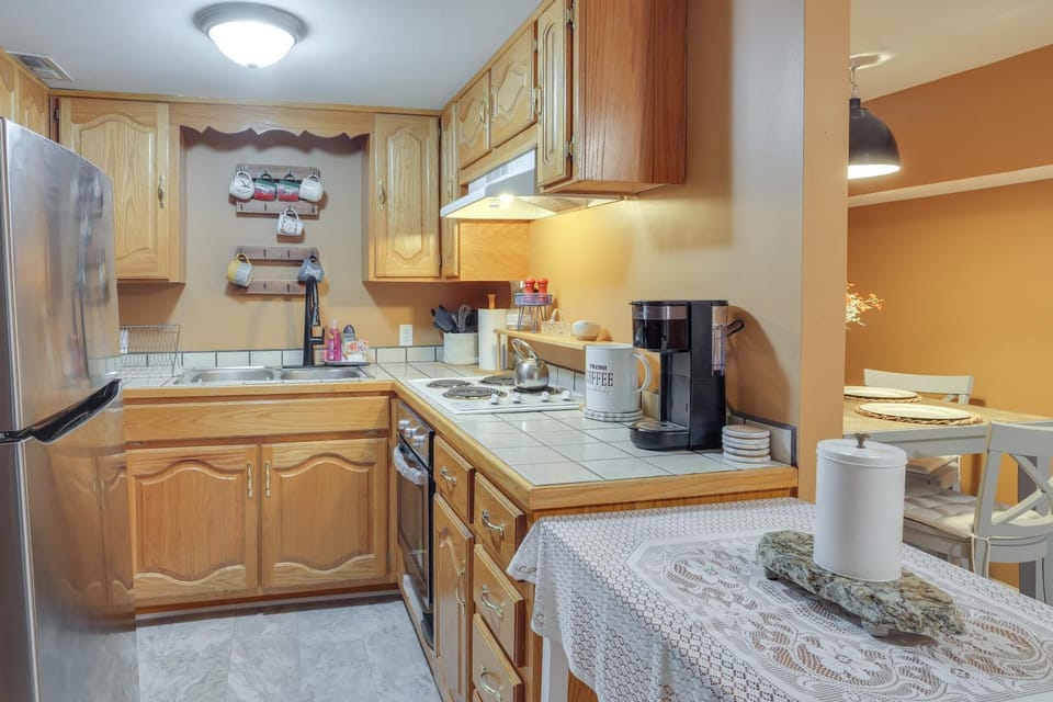 5 Mi to Columbia: Pet-Friendly Culleoka Home House in Tennessee
