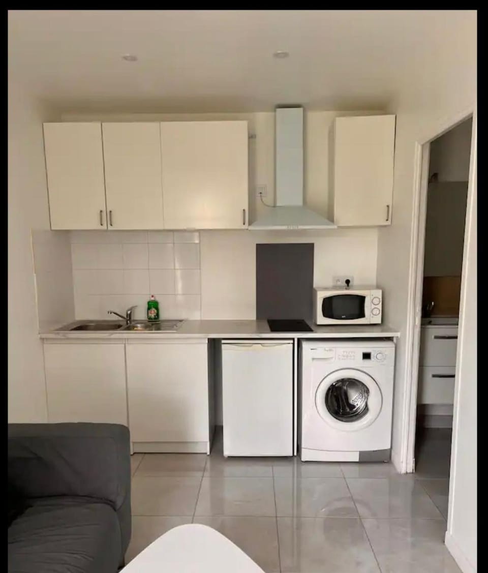 Warm appartment Vacation rental in Île-de-France