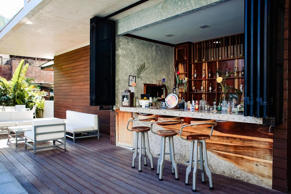 Lounge or bar