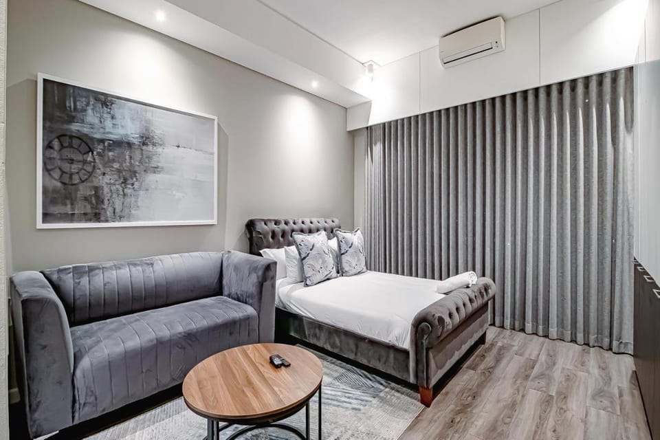 The Luxe Menlyn Penthouse & Apartment Apartment hotel in Pretoria