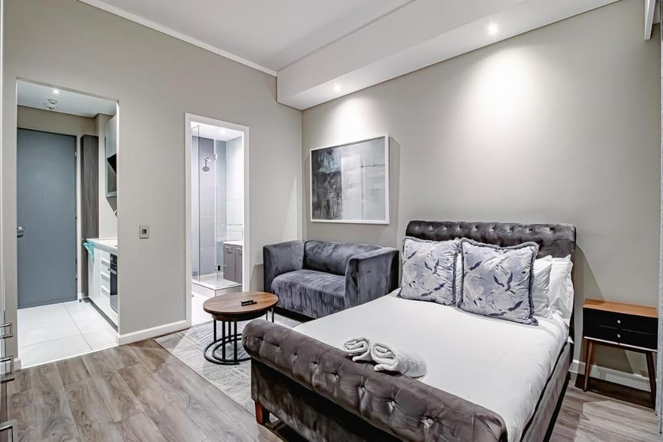 The Luxe Menlyn Penthouse & Apartment Apartment hotel in Pretoria