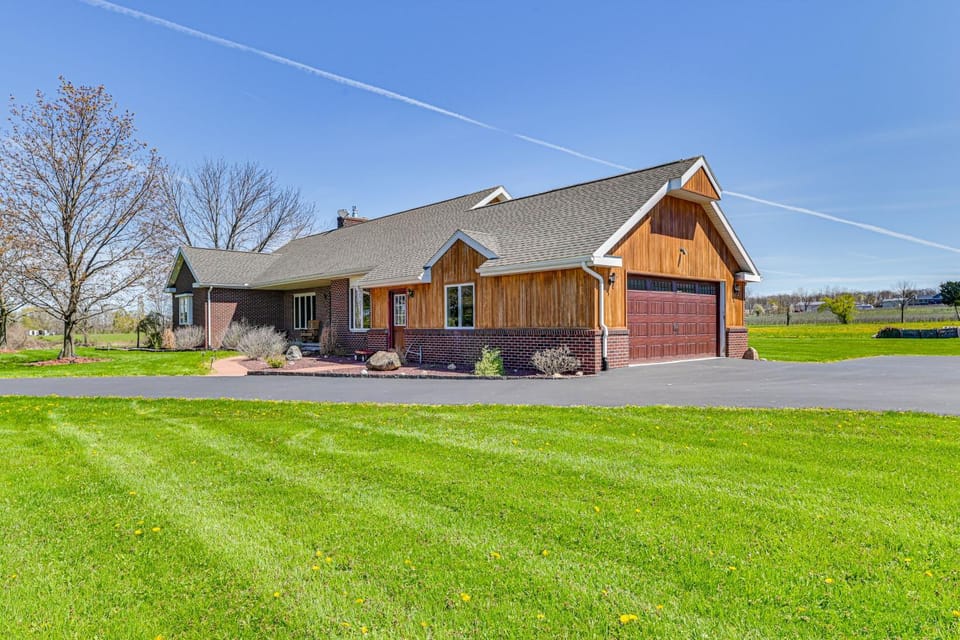Geneva Family Home w/ Patio Near Seneca Lake! House in Fayette