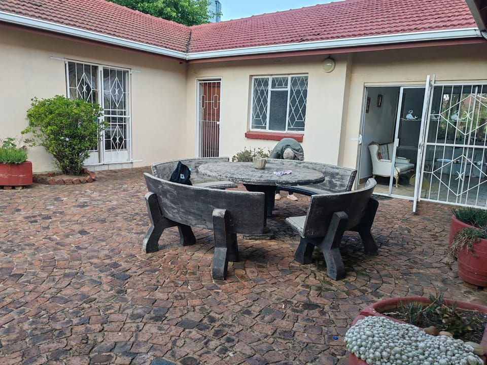 Sun and Stars Bed and Breakfast in Gauteng
