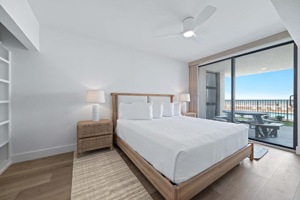 Shoalwater Unit 102 House in Orange Beach