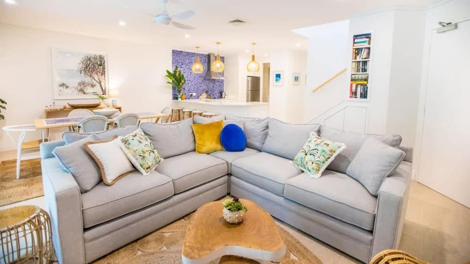Amaroo Villa - Absolute Beachfront Port Douglas House in Port Douglas