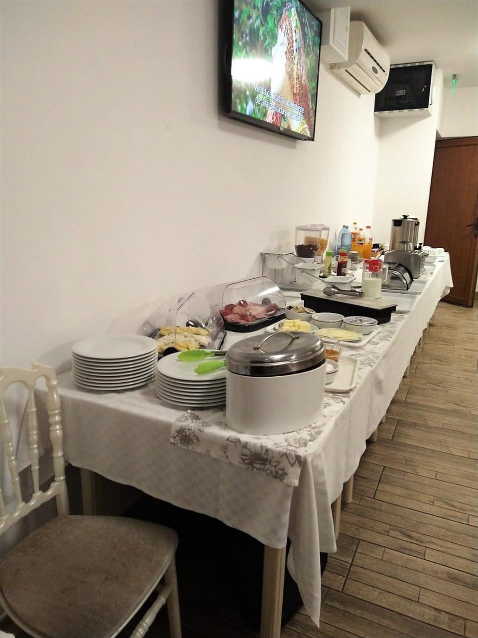 Food and drinks, Food, Breakfast, Buffet breakfast