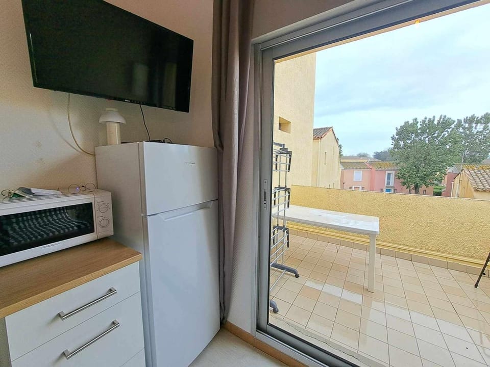 Appartement lumineux avec terrasse, proche plage et commodités, Marseillan-Plage - FR-1-326-821 Apartment in Marseillan