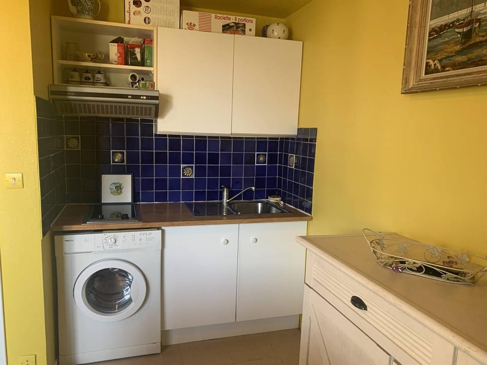 Duplex cosy 4 personnes avec parking, proche plage - Merville Franceville - FR-1-465-112 Apartment in Normandy