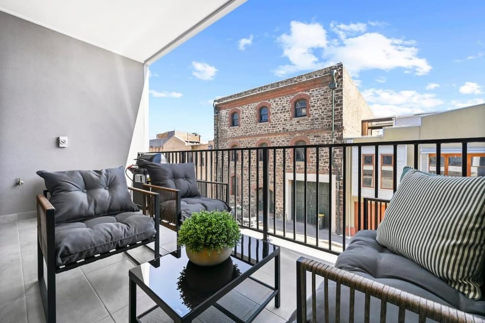 Jolly Jubilant Jubilee Apartment in Port Adelaide