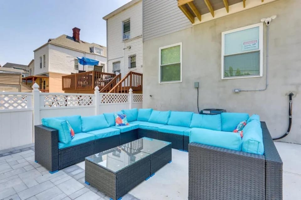 Modern City Getaway Near Downtown Newark & NYC House in East Orange