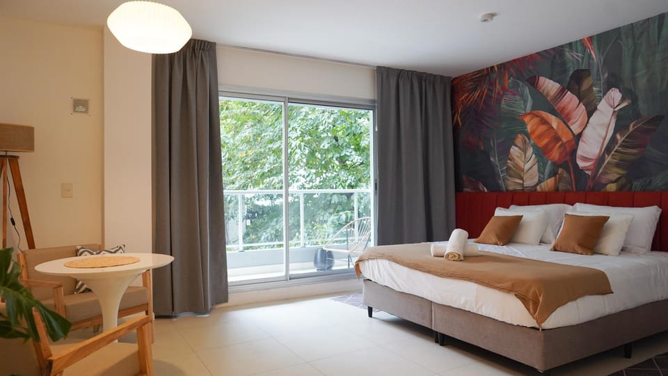 Bed, Living room, Photo of the whole room, Seating area, Bedroom