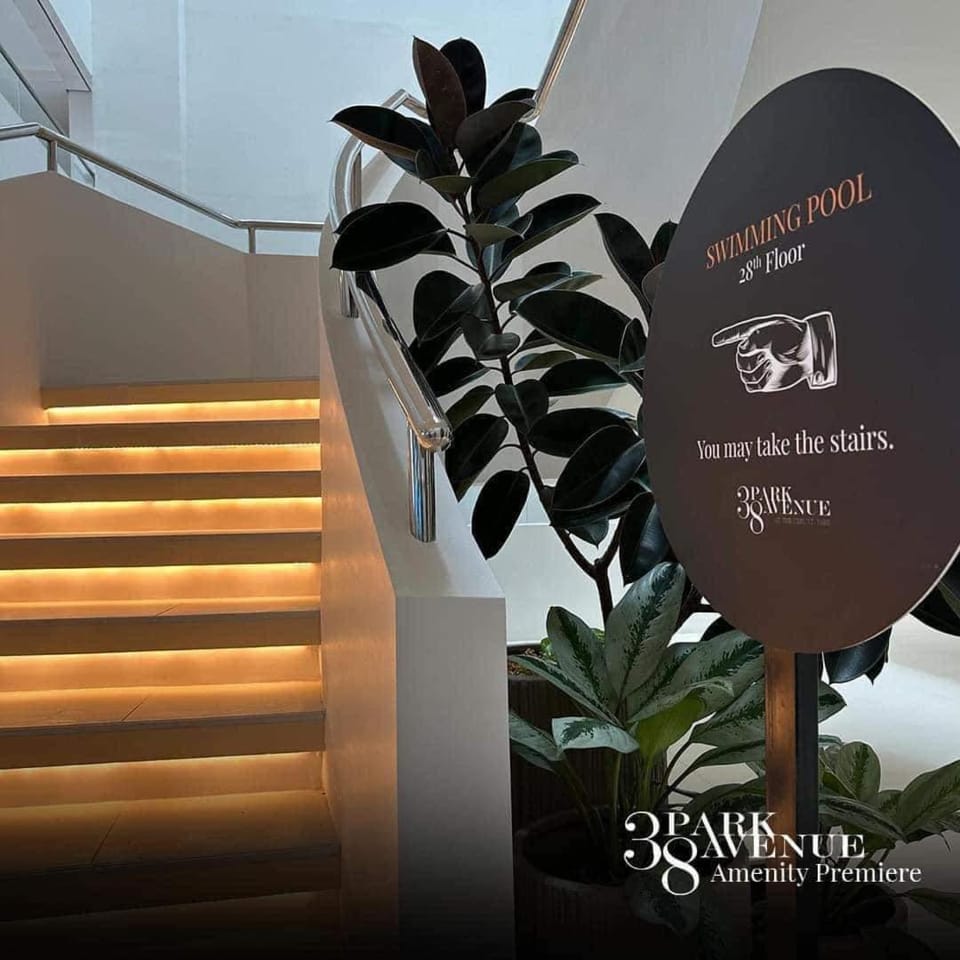 Elegance at 38th Park Avenue Apartment hotel in Lapu-Lapu City