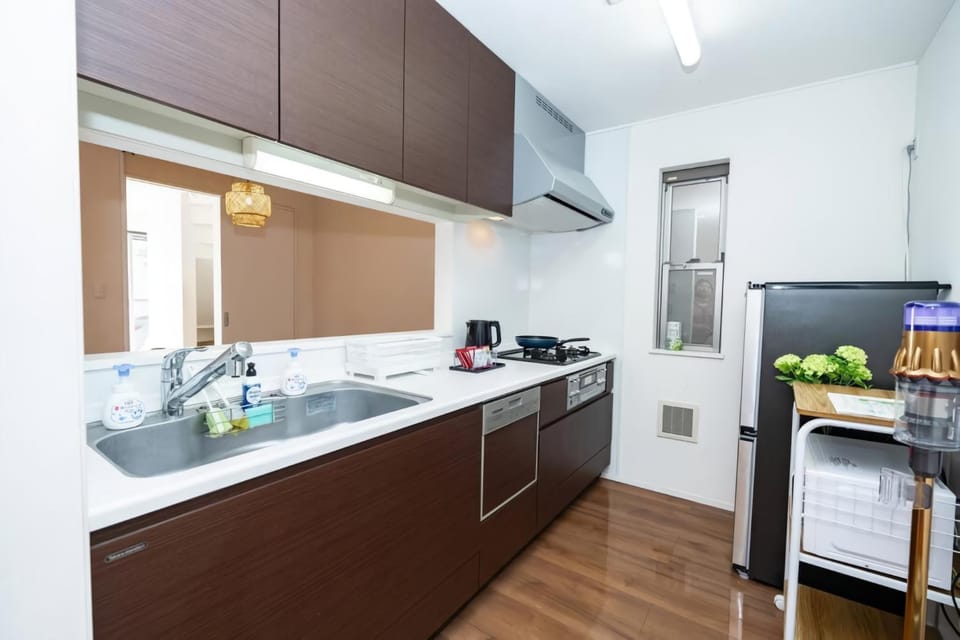 Kitchen or kitchenette