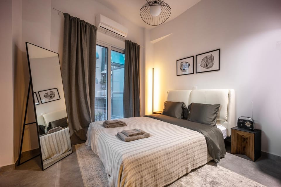 City Center Suite Apartment in Athens