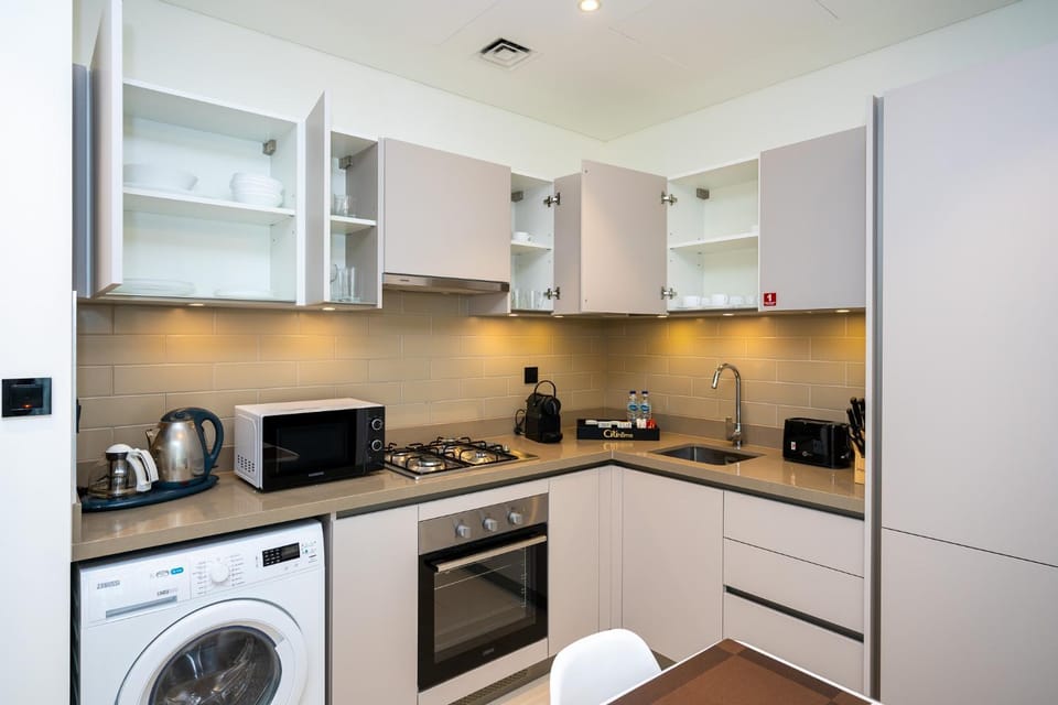 Coffee/tea facilities, Kitchen or kitchenette, minibar, pet friendly, stove, toaster, washing machine, dryer