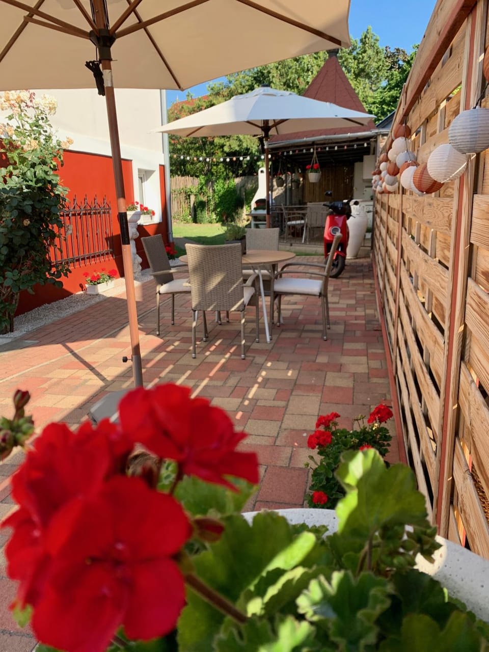 Villa Lillybeth Garden Rooms Bed and Breakfast in Hungary