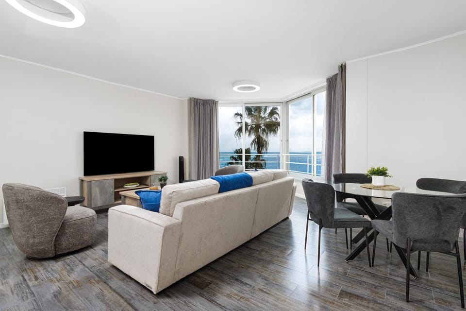 TV and multimedia, Living room, Seating area, Sea view