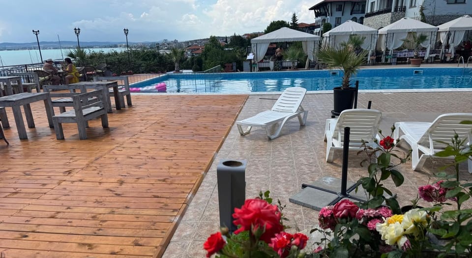 Dolce Vita Premium Apartment Panorama Sea View Apartment in Burgas Province