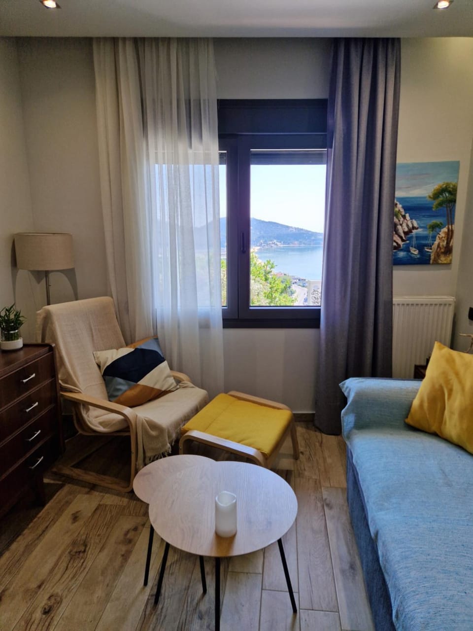 Living room, Photo of the whole room, Seating area, Sea view
