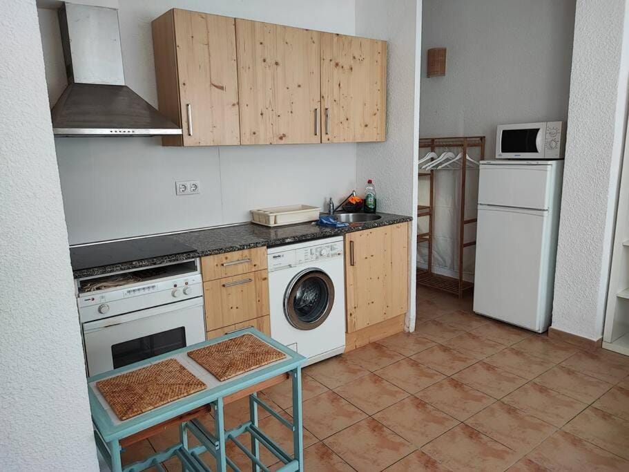 Apartament Bambú 5, Cala Montgó a un minuto de la playa Apartment in L'Escala