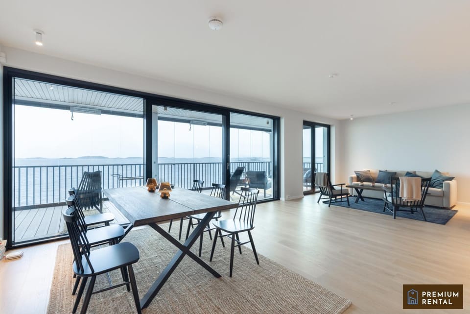 C44 Ultimate Luxury Waterfront Penthouse Apartment in Uusimaa