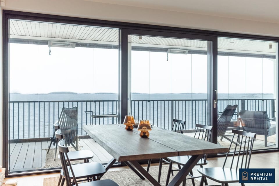 C44 Ultimate Luxury Waterfront Penthouse Apartment in Uusimaa