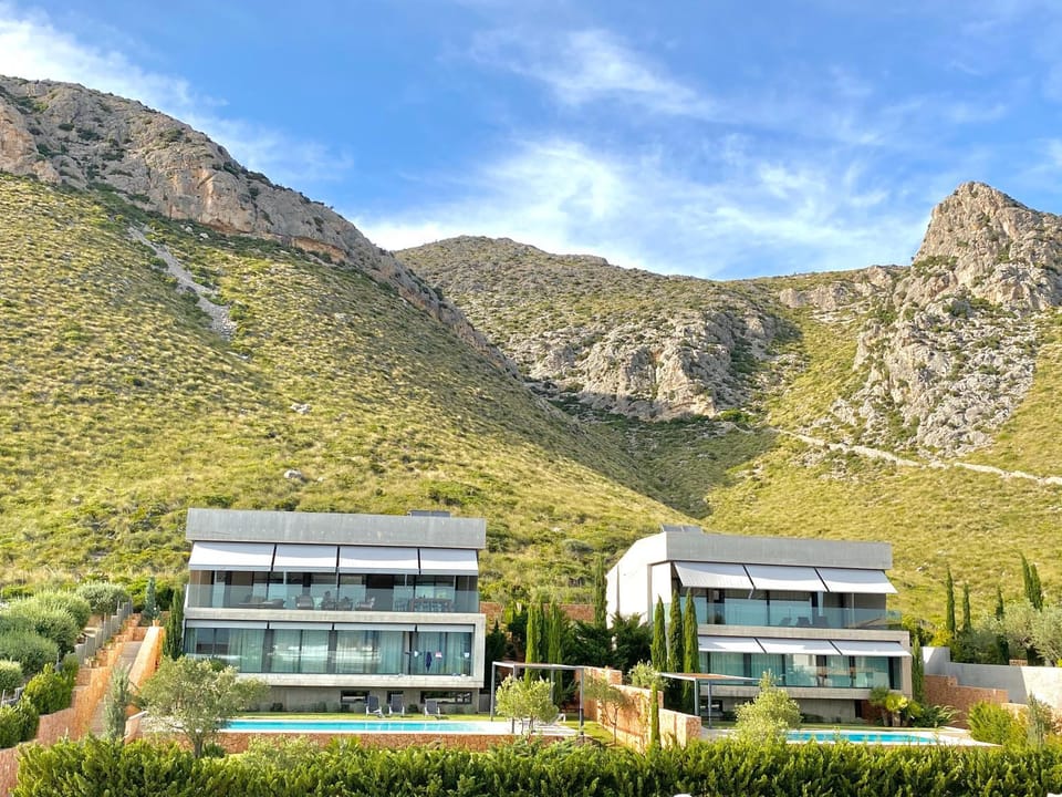 Property building, Natural landscape, Mountain view