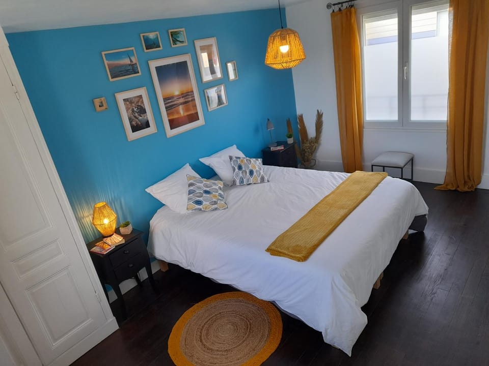 Bed, Bedroom, wardrobe