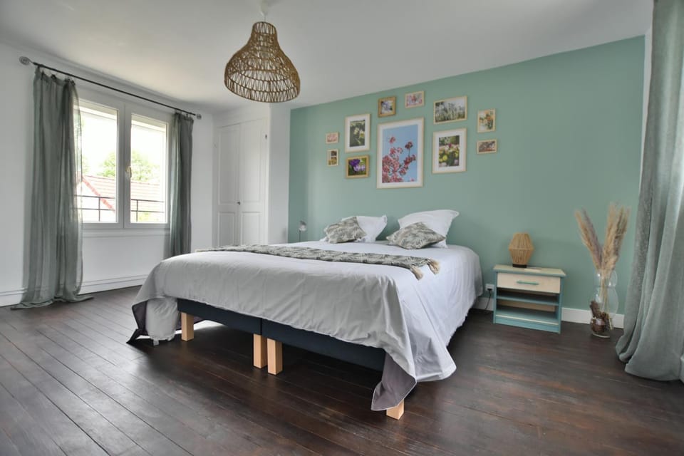 Bed, Bedroom, wardrobe