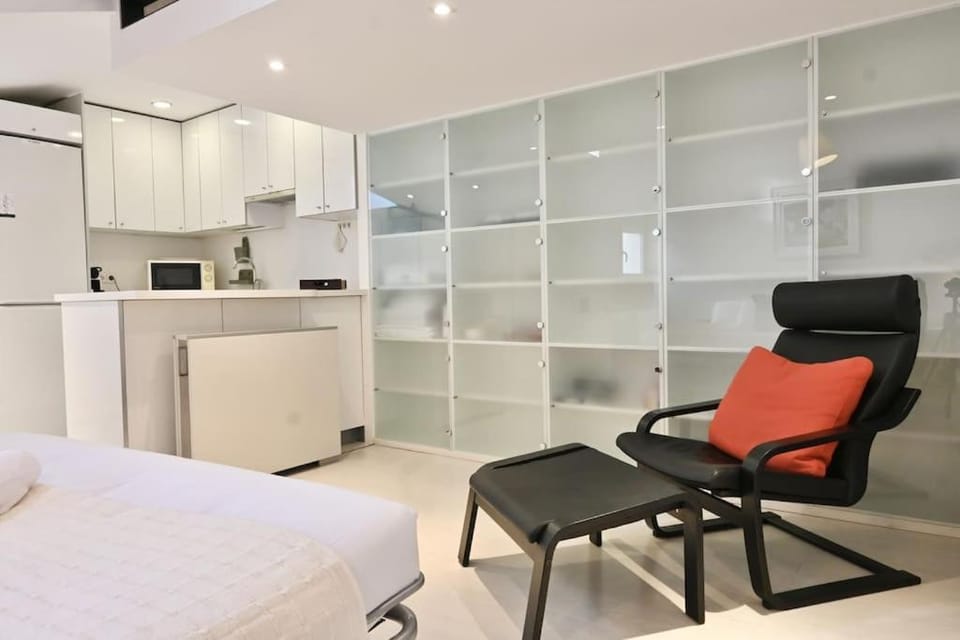 For You Rentals Apartamento TEMPORAL con encanto a pocos metros del Sol MAY137I Apartment in Centro