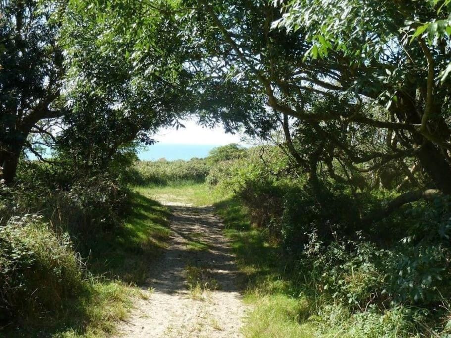 Embruns Nouveau cottage dans une résidence arborée House in Hauts-de-France