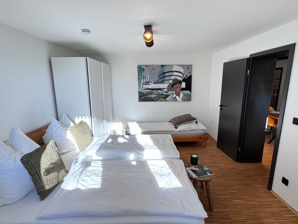 Bed, Photo of the whole room, wardrobe