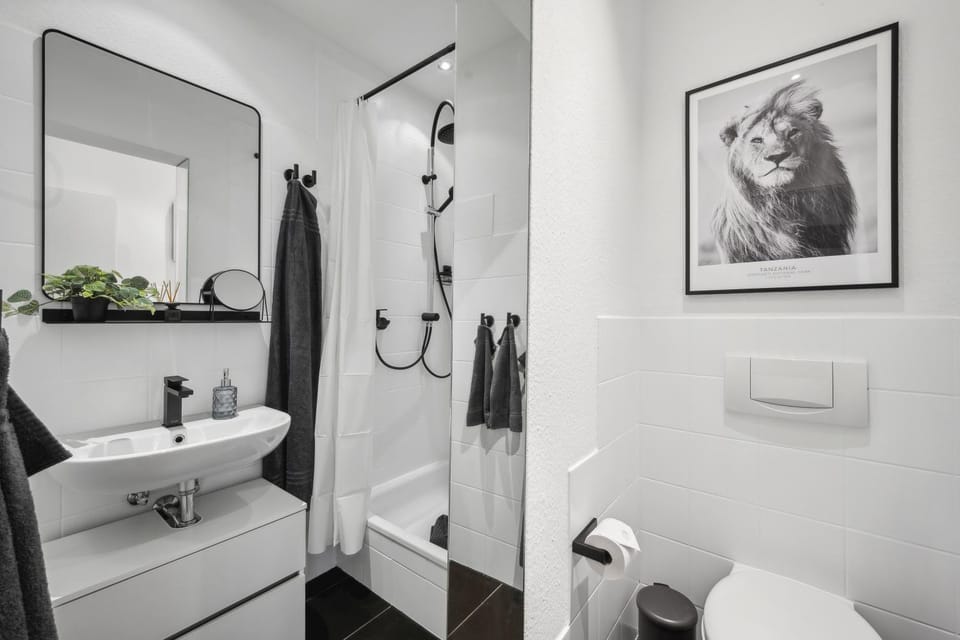 Shower, Bathroom