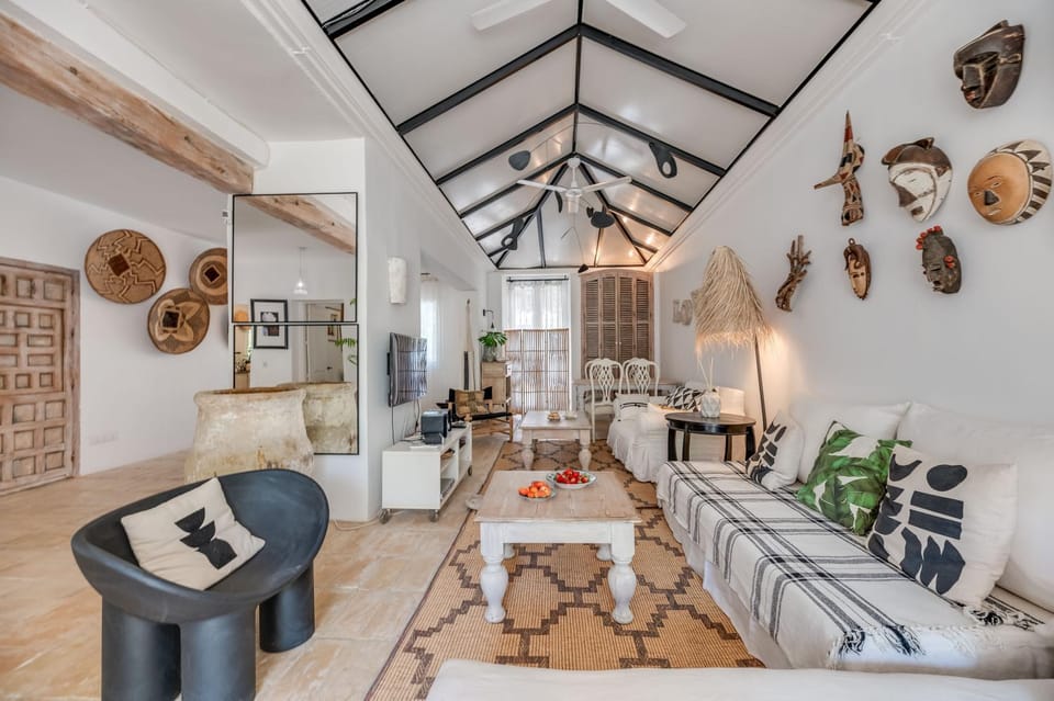 Property building, Living room