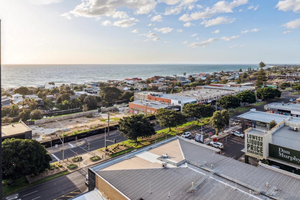 View (from property/room), View (from property/room), Balcony/Terrace, Balcony/Terrace, City view, City view, Sea view, Sea view