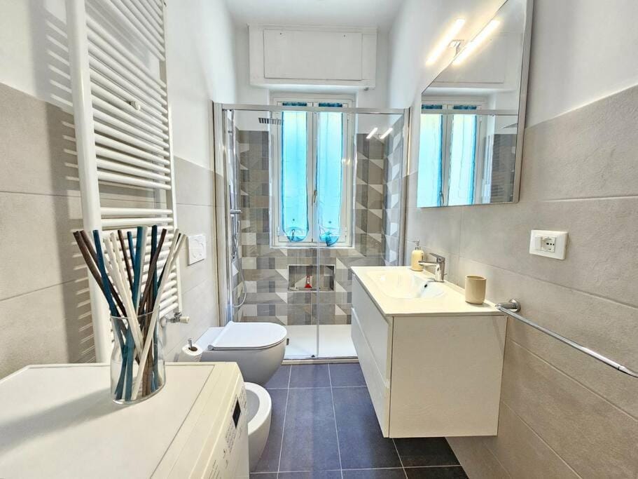 Bright & Modern - The Blue Marin - ML Apartment in Rapallo