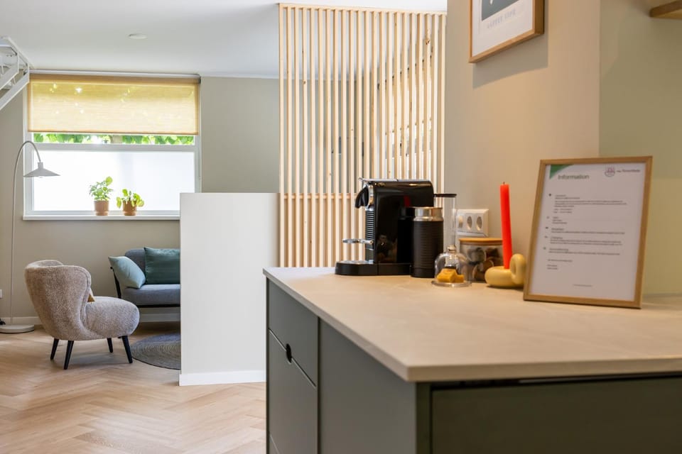Coffee/tea facilities, Kitchen or kitchenette