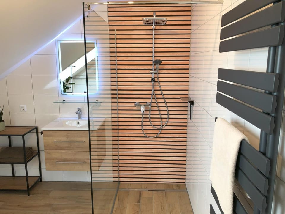 Bathroom, Living room
