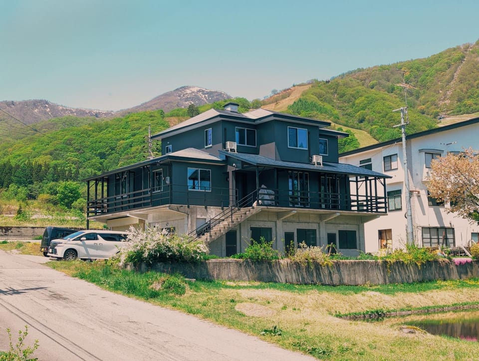 Property building, Mountain view