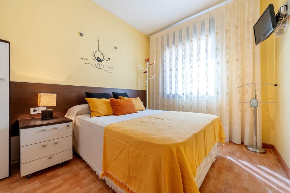 Living room, Bedroom