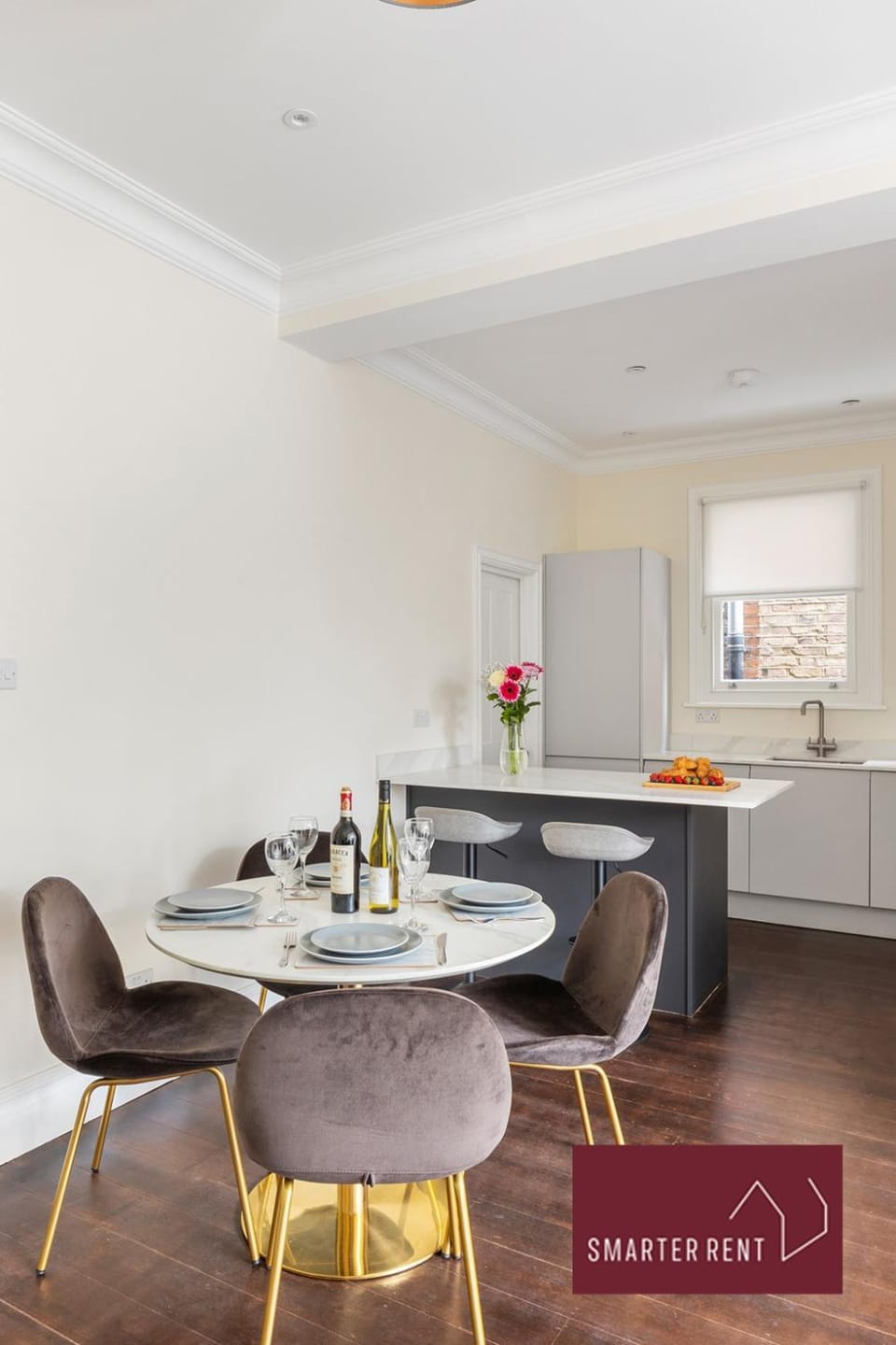 Richmond - Spacious 2 Bedroom Flat - With Garden Apartment in Richmond