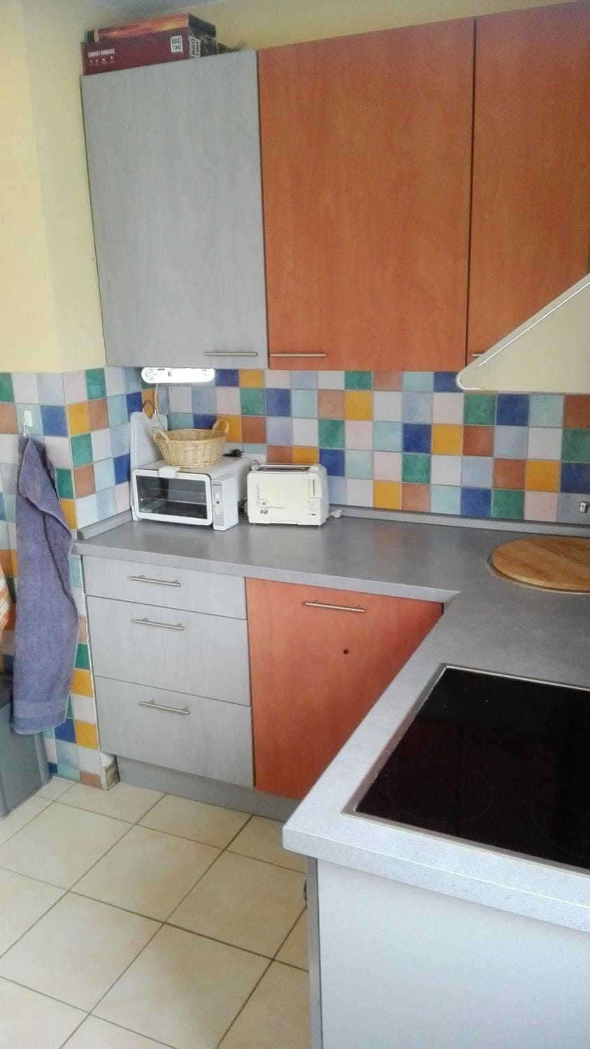 Kitchen or kitchenette, stove