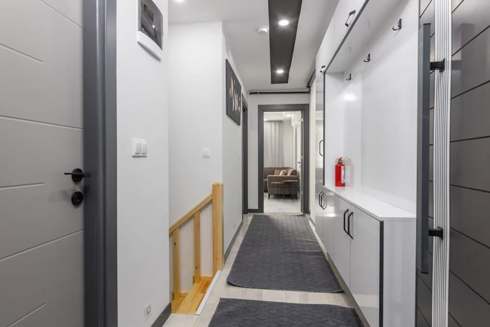 3-Şehir Merkezinde Büyük Daire 3 Yatak Odası Apartment in Antalya