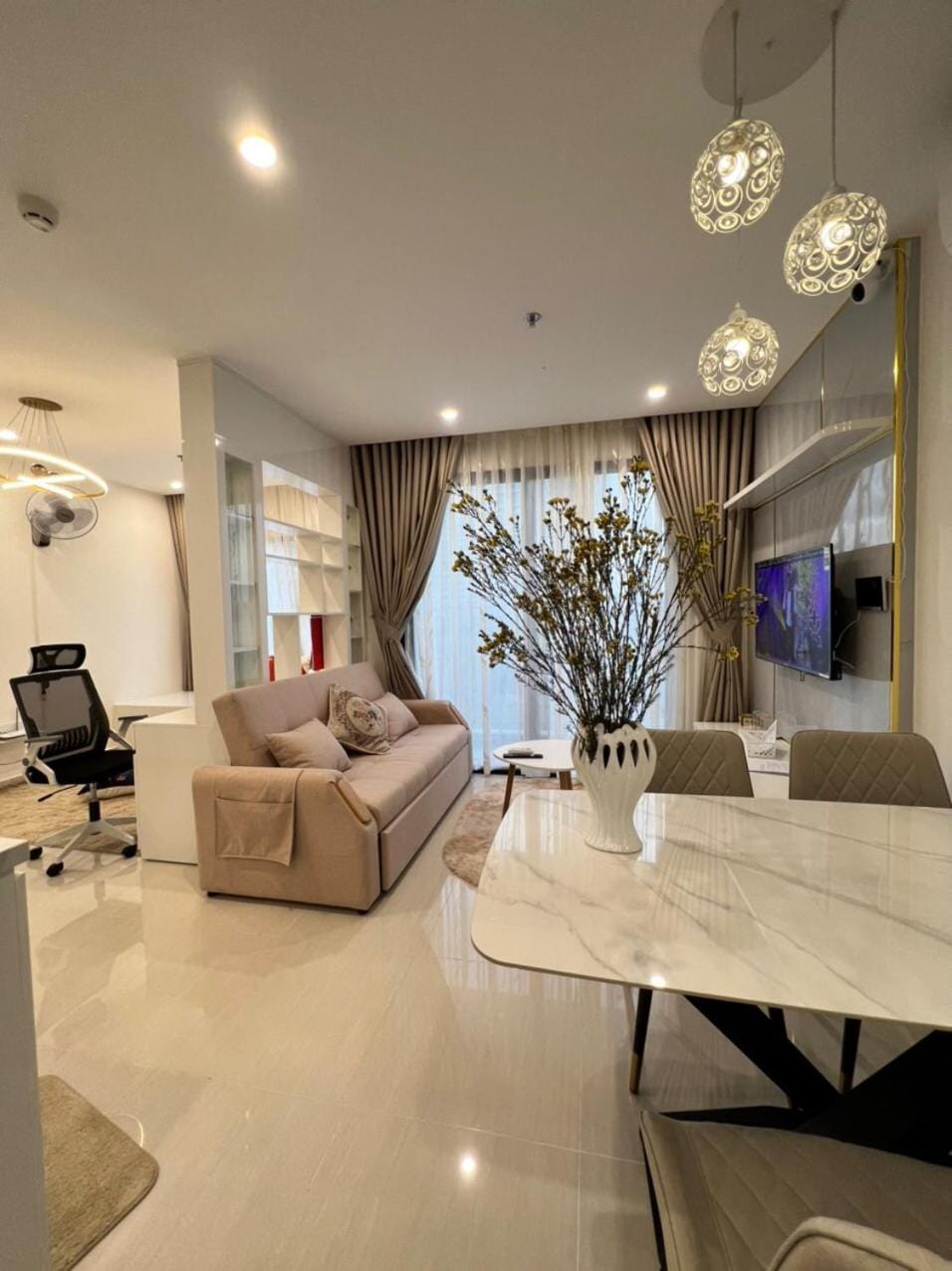 TV and multimedia, Living room, Seating area