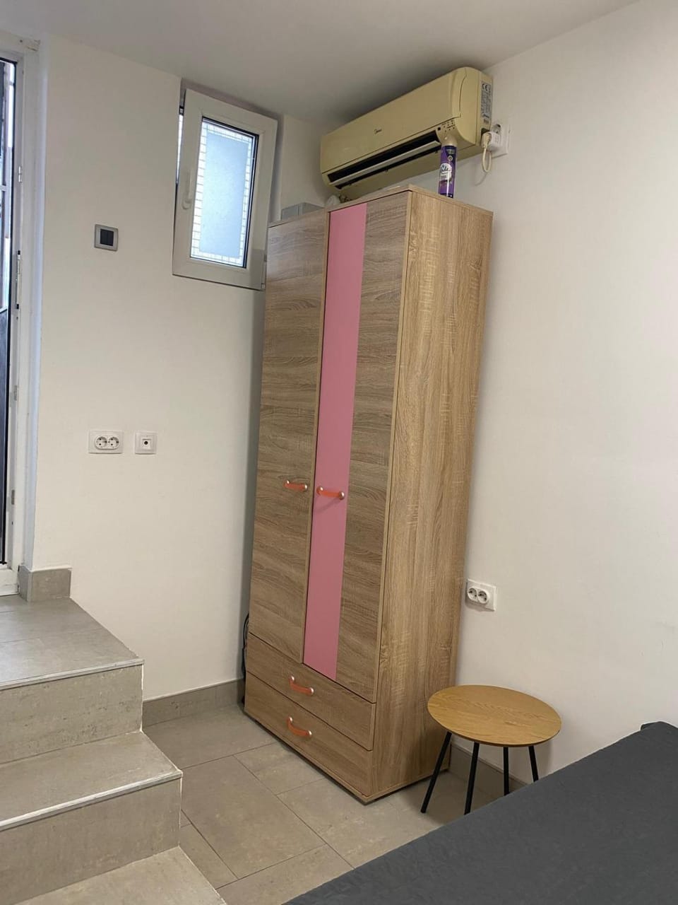 Under the Tree Apartment in Belgrade