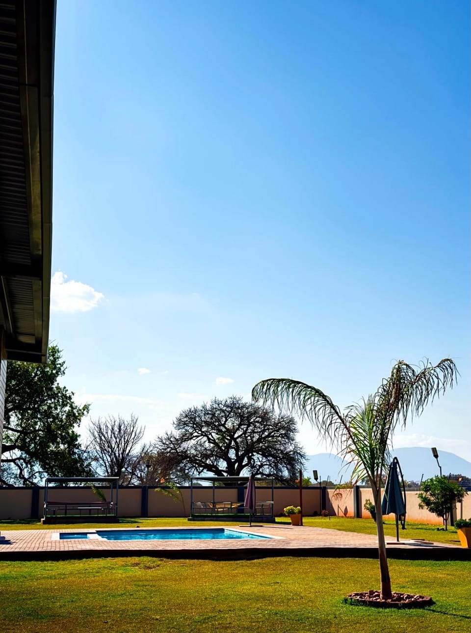 KGADITSE ROAD LODGE Nature lodge in South Africa