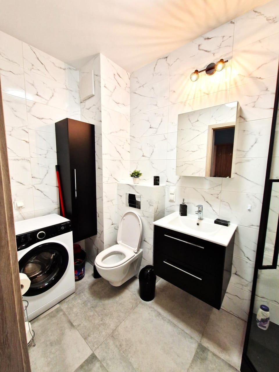 Toilet, Bathroom